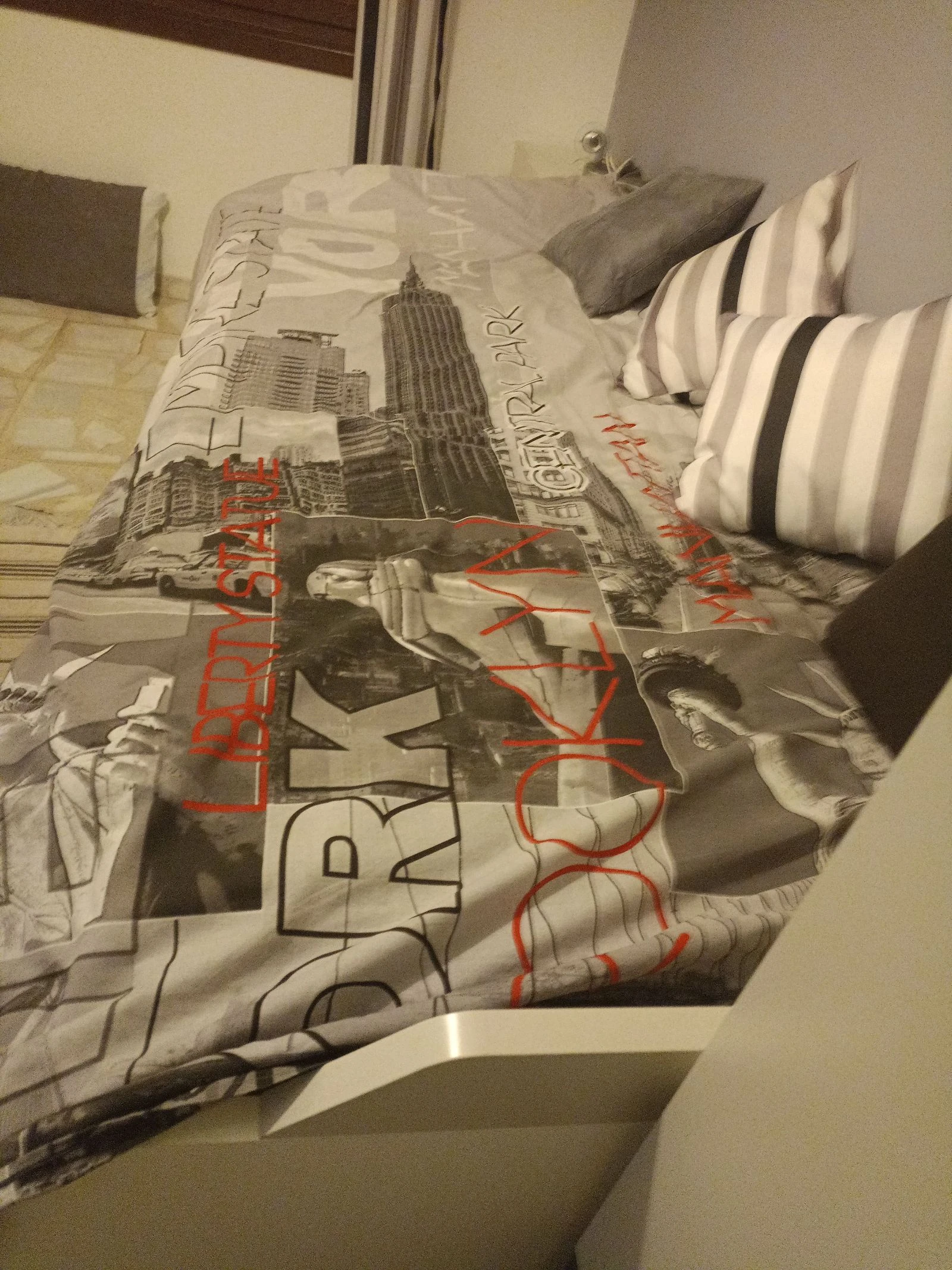 Housse de couette, édredon et coussins – photo 2